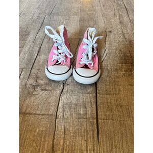 Converse Kids Pink High Top Sneakers Size 6 – Classic Chuck Taylor Shoes